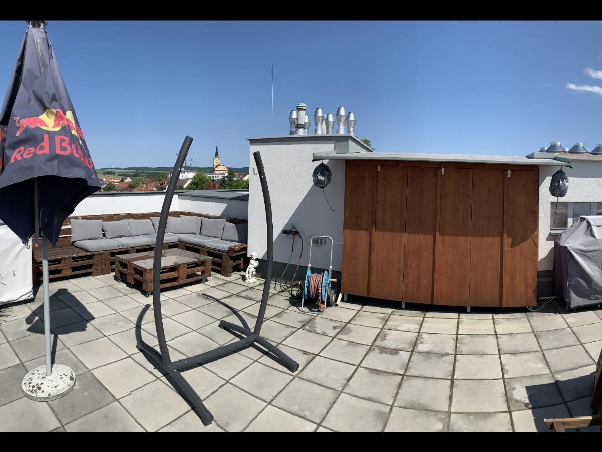 Penthouse Wohnung Am Radweg Mit Dachterasse Вайдхофен-ан-дер-Тайя Экстерьер фото