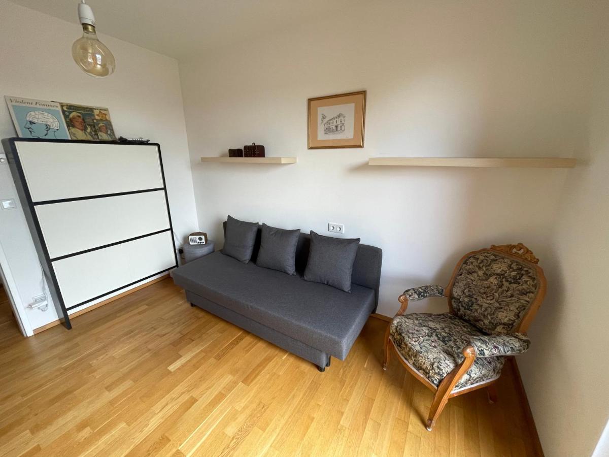 Penthouse Wohnung Am Radweg Mit Dachterasse Вайдхофен-ан-дер-Тайя Экстерьер фото
