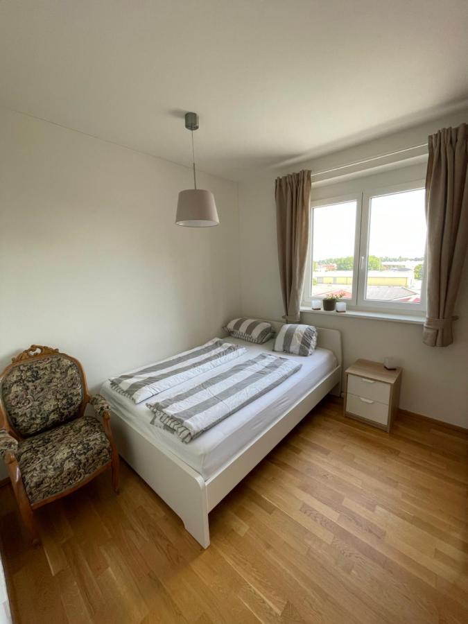 Penthouse Wohnung Am Radweg Mit Dachterasse Вайдхофен-ан-дер-Тайя Экстерьер фото