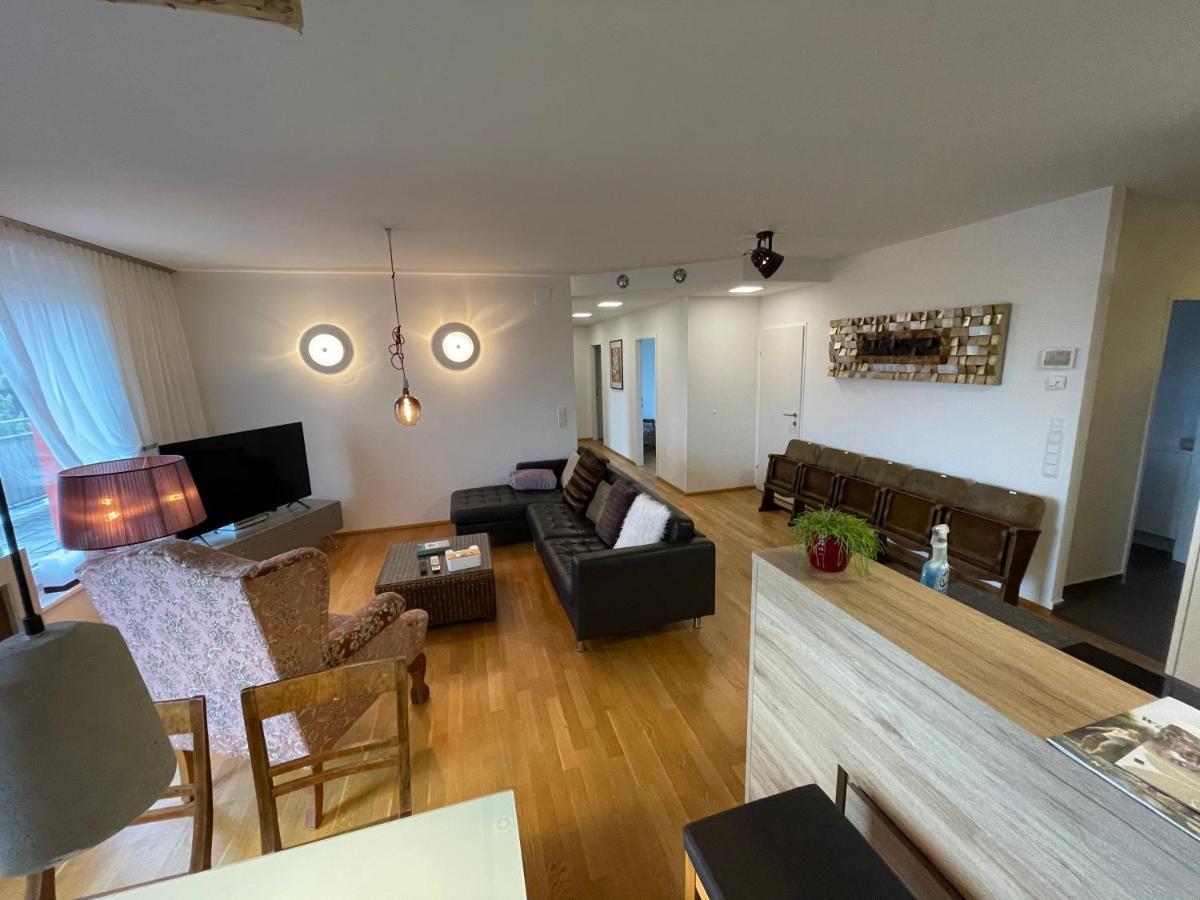 Penthouse Wohnung Am Radweg Mit Dachterasse Вайдхофен-ан-дер-Тайя Экстерьер фото